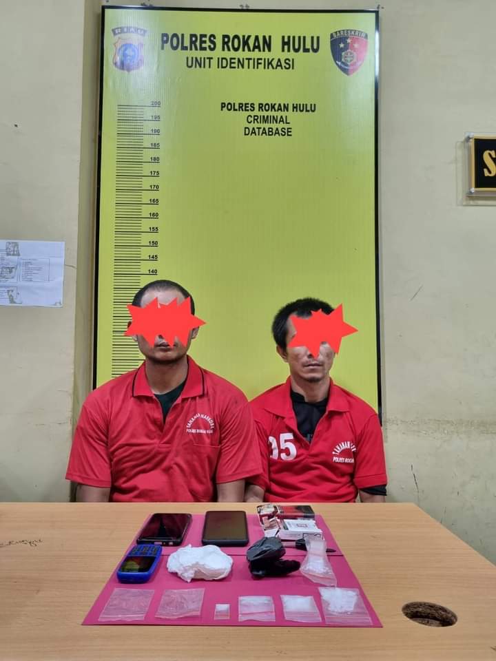 Dua Pemilik Sabu sekitar 8,15 Gram, Diringkus Tim Sat Resnarkoba Polres Rohul